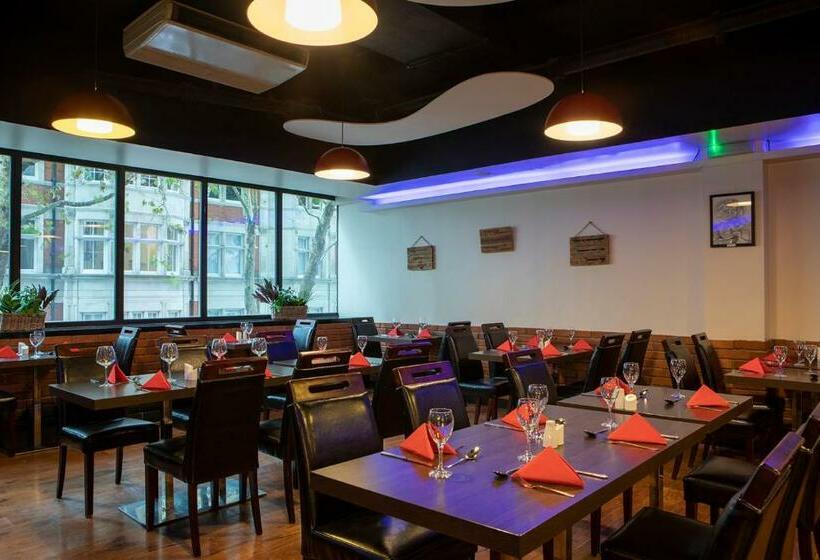 Номер Executive, St Giles London – A St Giles