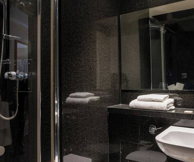 Классический Номер, St Giles London – A St Giles