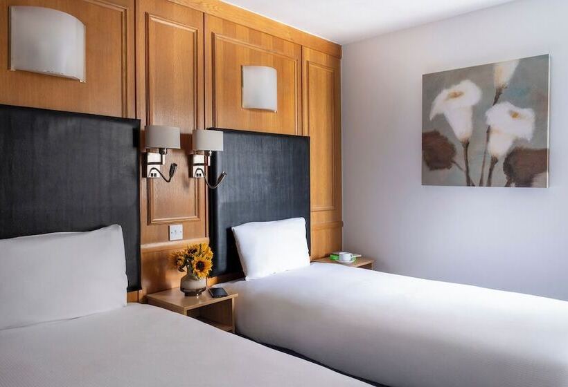 Классический Номер, St Giles London – A St Giles