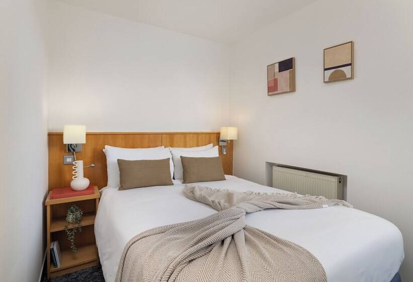 Номер Superior, St Giles London – A St Giles