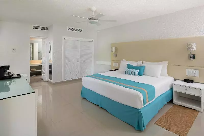 سوییت جونیور کلاب, Sunscape Puerto Plata All Inclusive