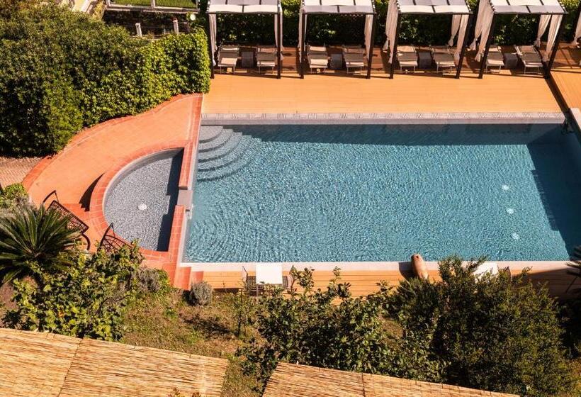 جناح جونيور, Villa Edera & La Torretta