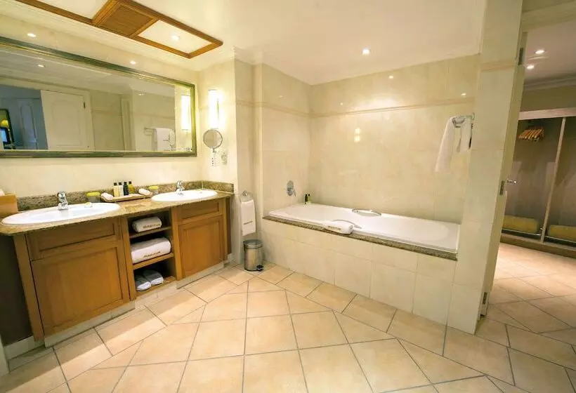 سوییت, Maritim Resort & Spa Mauritius