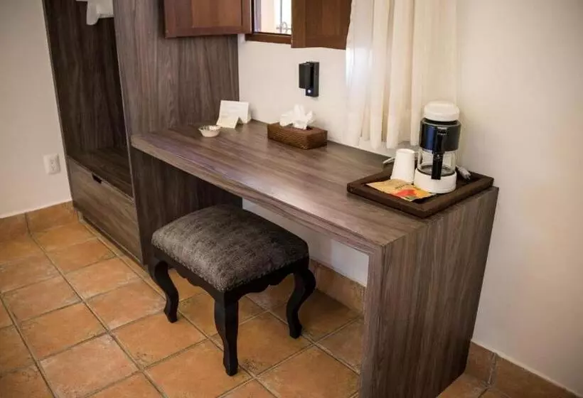 اتاق استاندارد, Boutique Naura Centro