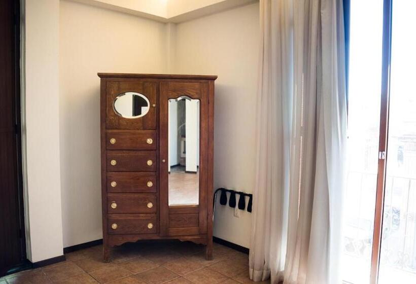 جناح سرير كينج, Boutique Naura Centro