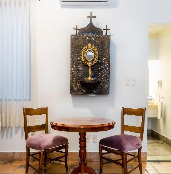 جناح سرير كينج, Boutique Naura Centro