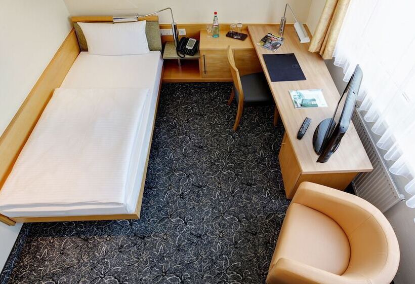 Standard Single Room, Abacus Tierpark