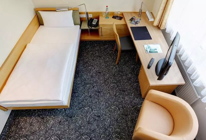 Standard Single Room, Abacus Tierpark