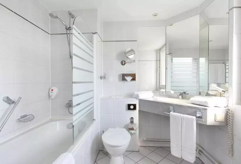 Standard Single Room, Abacus Tierpark
