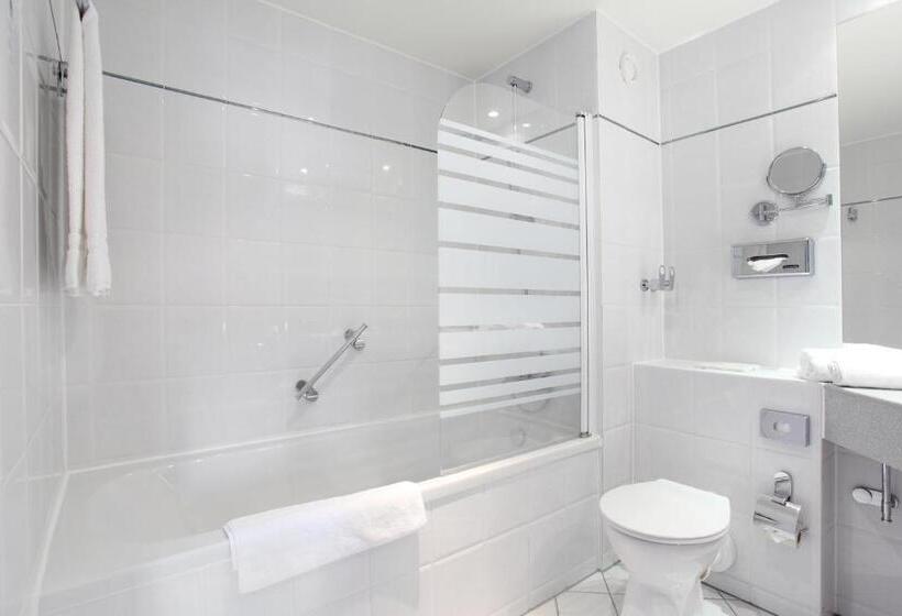 Standard Single Room, Abacus Tierpark