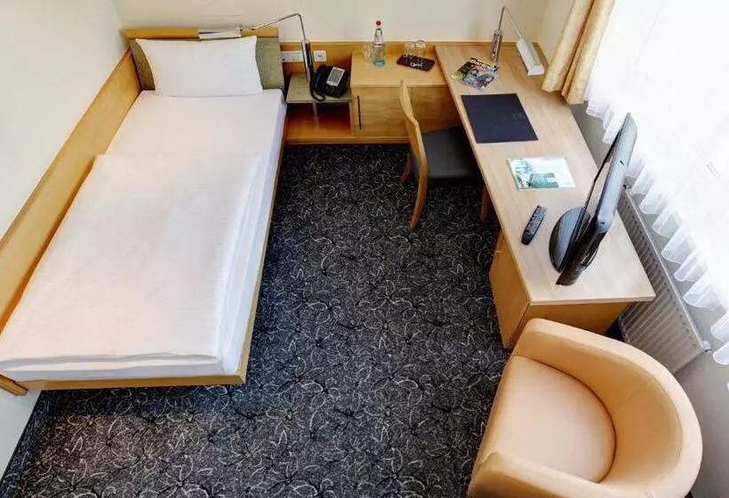 Standard Single Room, Abacus Tierpark