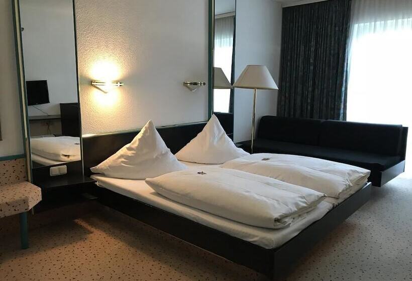 חדר ביזנס, Bitterfelder Hof   Mongoo Gmbh