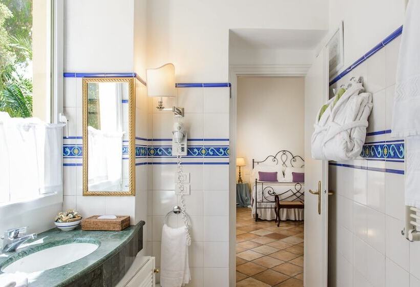 ガーデンビュークラシックルーム, Caesar Augustus