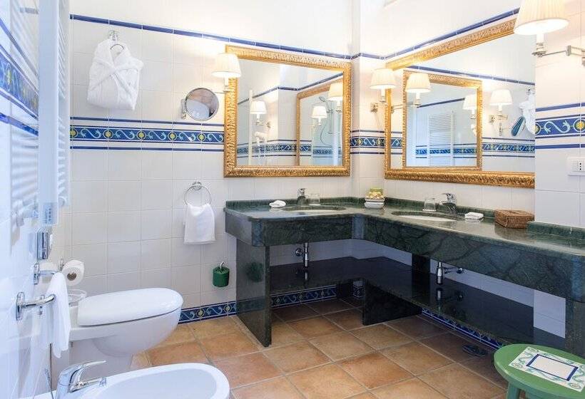 山の見えるジュニアスイート, Caesar Augustus