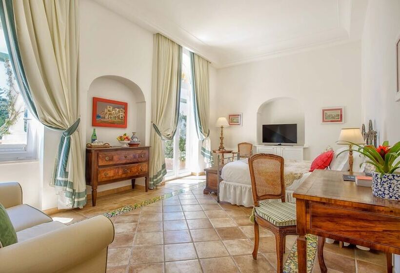 山の見えるジュニアスイート, Caesar Augustus