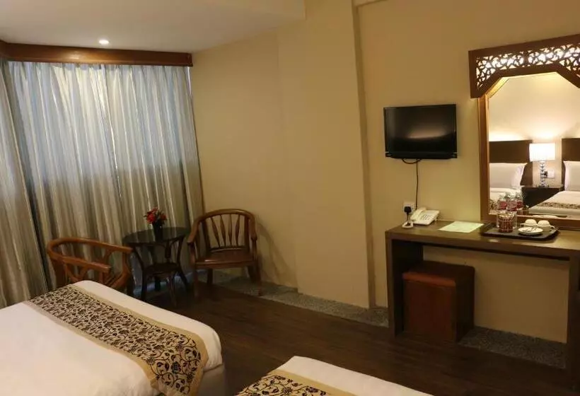اتاق لوکس خانوادگی, Eagle Bay
