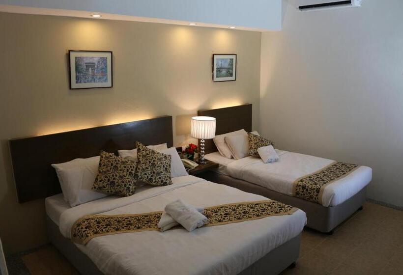 スーペリアトリプルルーム, Eagle Bay