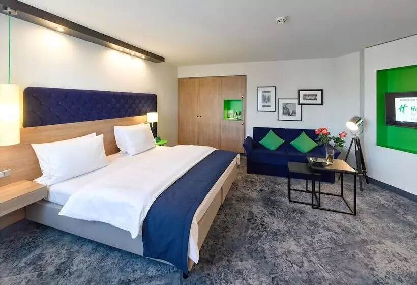 سوییت, Holiday Inn Stuttgart, An Ihg