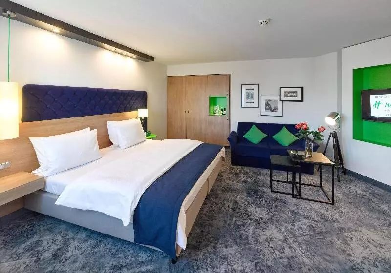 سوییت, Holiday Inn Stuttgart, An Ihg