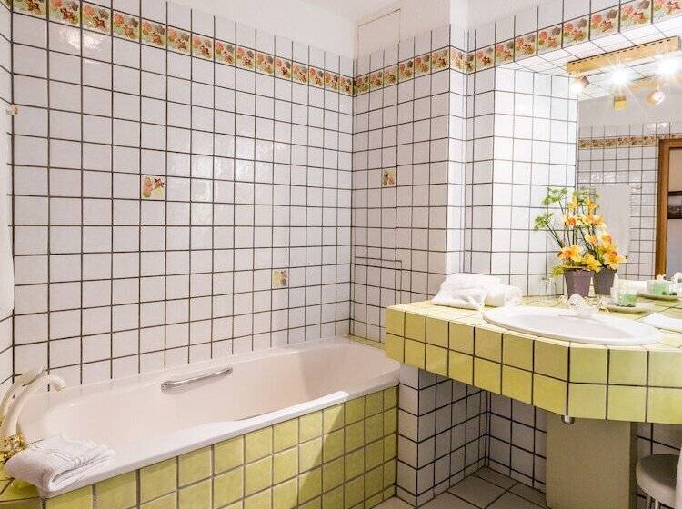 Номер Deluxe, Hostellerie De La Pommeraie By Popinns