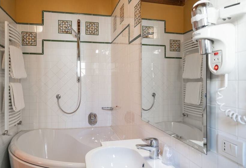 سوییت جونیور, Ii Guelfo Bianco