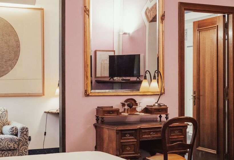 سوییت جونیور, Ii Guelfo Bianco