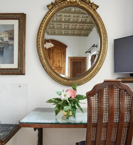 اتاق استاندارد, Ii Guelfo Bianco