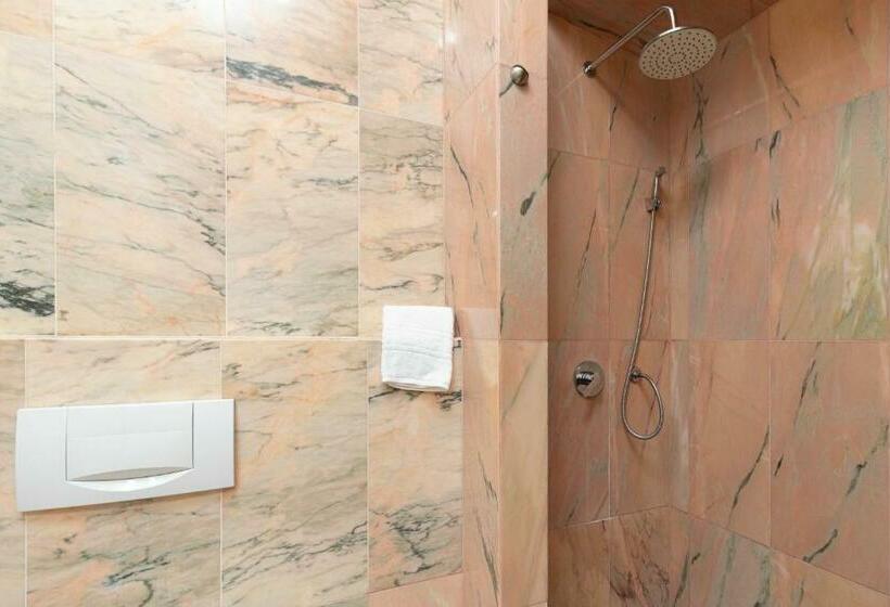 جناح مطلّ علي البحر, Maritur  Adults Only