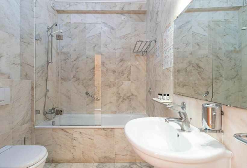 غرفة قياسية, Maritur  Adults Only