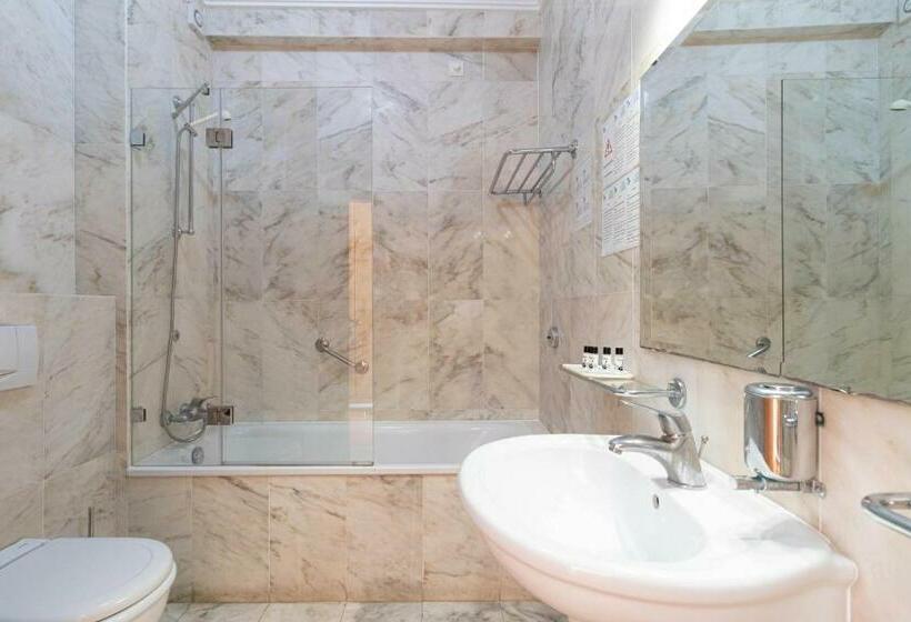 غرفة قياسية مطلّة علي البحر, Maritur  Adults Only