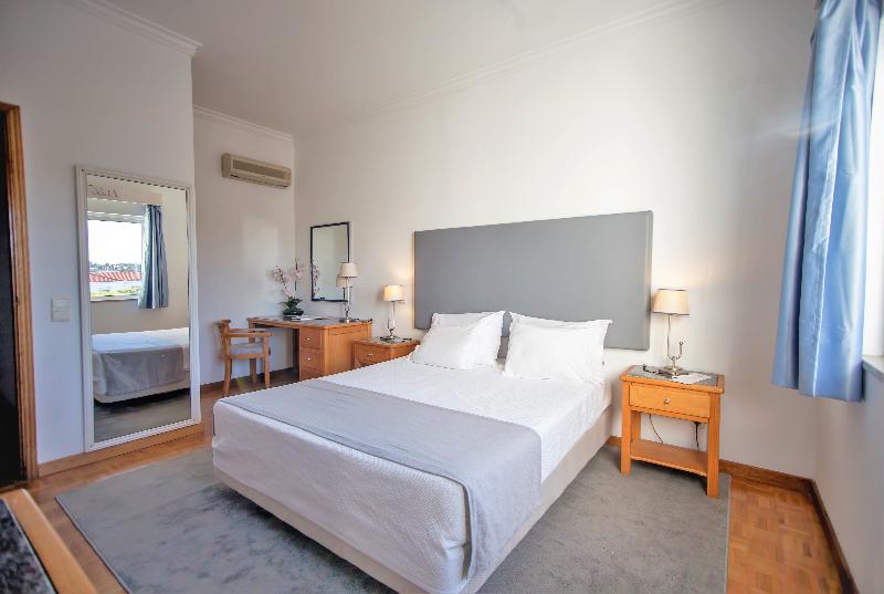 جناح مطلّ علي البحر, Maritur  Adults Only