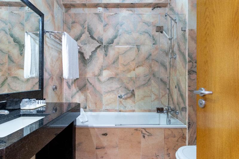 غرفة قياسية إطلالة جانبية علي البحر, Maritur  Adults Only