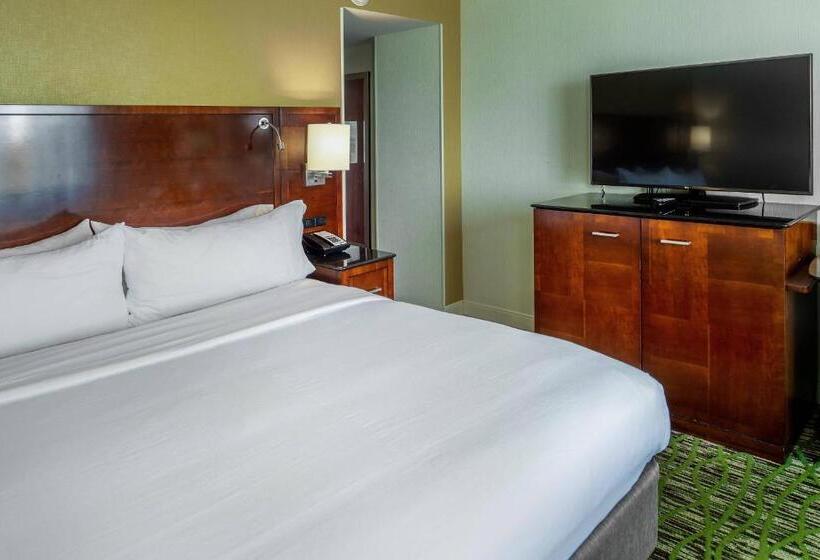 클럽 룸, Marriott St. Louis West