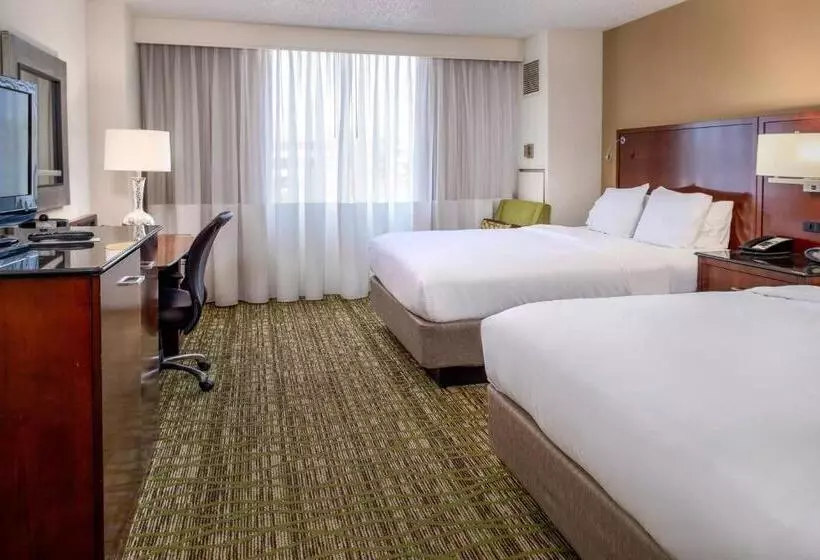 اتاق استاندارد با 2 تخت دوبل, Marriott St. Louis West