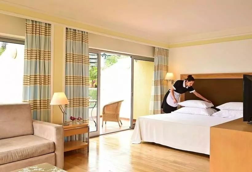 ジュニアスイート, Pestana Carlton Madeira Ocean Resort