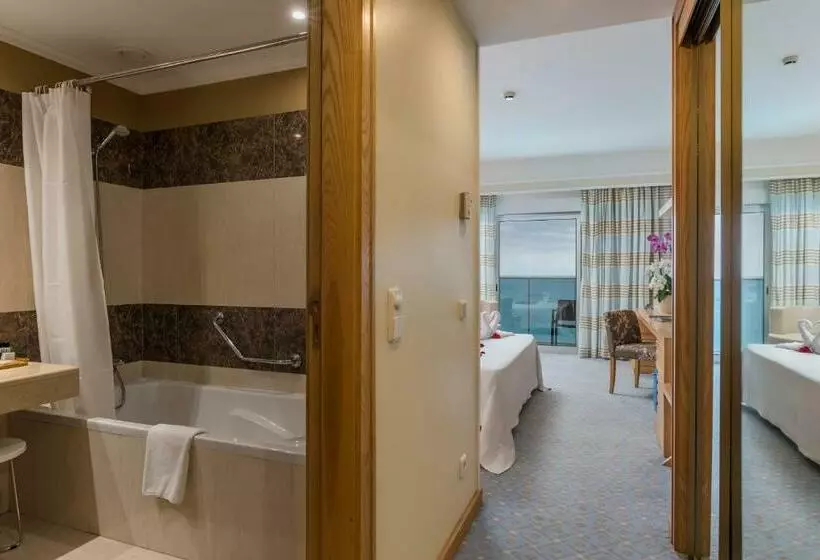 アウトサイドクラシックルーム, Pestana Carlton Madeira Ocean Resort