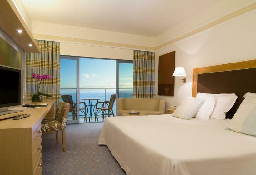 Классический Номер с Видом, Pestana Carlton Madeira Ocean Resort
