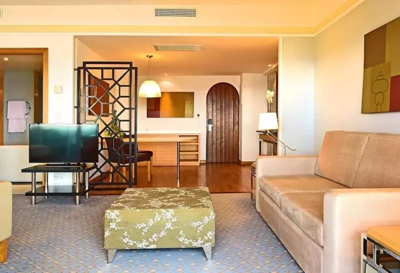 ジュニアスイート, Pestana Carlton Madeira Ocean Resort