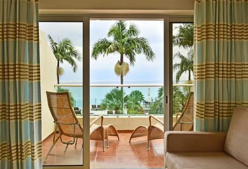 ジュニアスイート, Pestana Carlton Madeira Ocean Resort