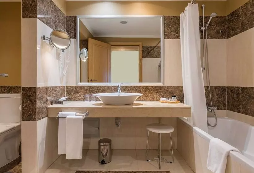 ジュニアスイート, Pestana Carlton Madeira Ocean Resort