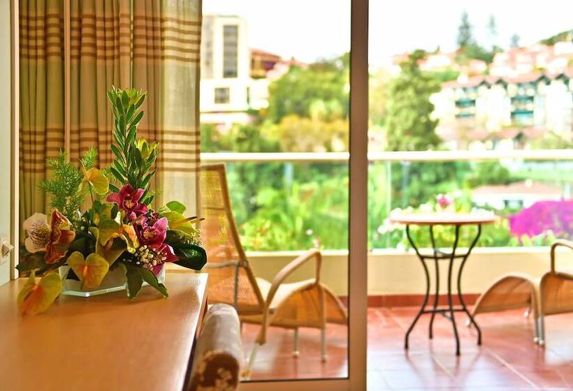 Люкс, Pestana Carlton Madeira Ocean Resort