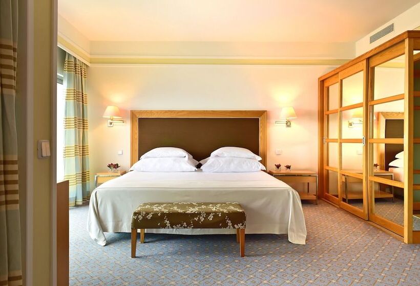 Люкс, Pestana Carlton Madeira Ocean Resort