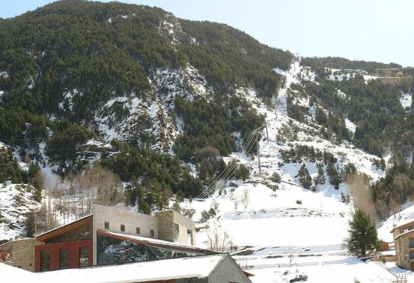 اتاق استاندارد, Roc Del Castell