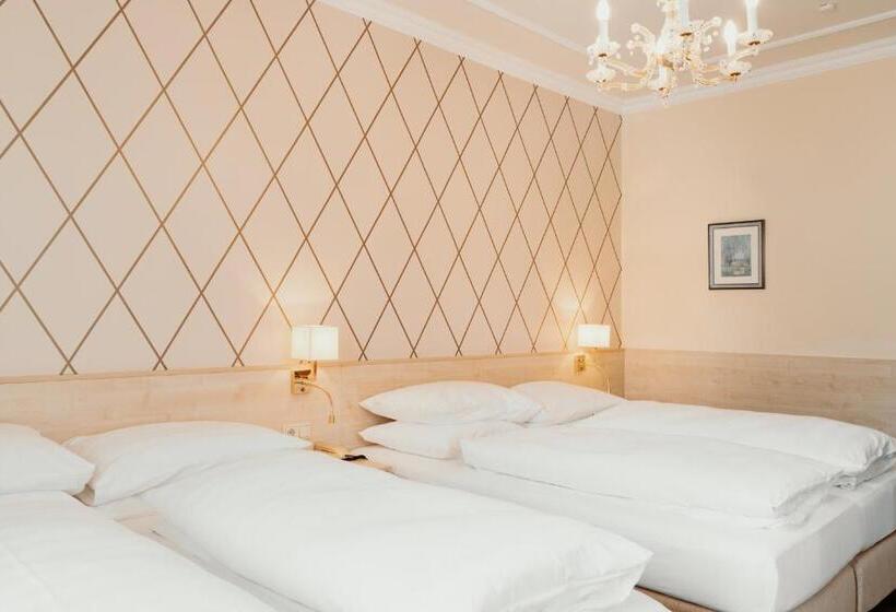 غرفة قياسية ثلاثية, Scherer