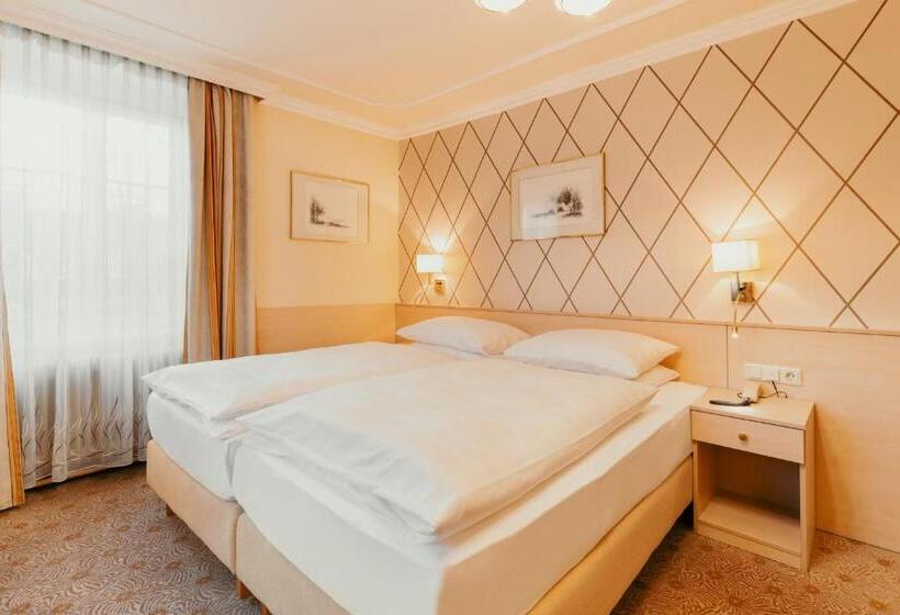 غرفة قياسية, Scherer