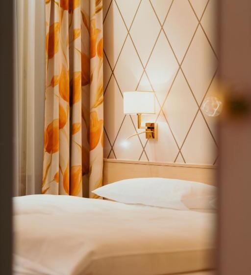 غرفة قياسية, Scherer