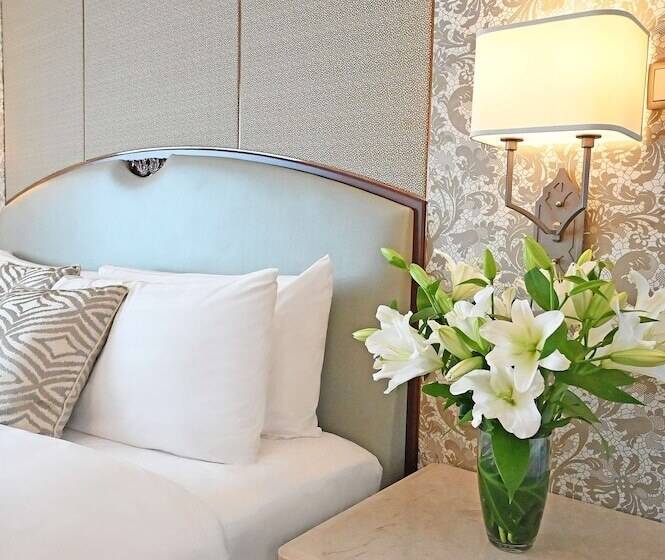 Deluxe Szoba, Shangrila Jakarta