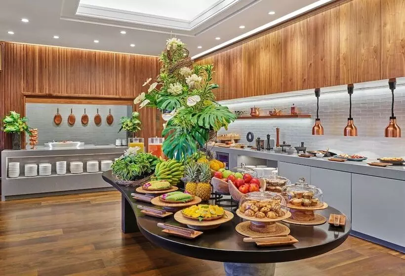 اتاق لوکس با چشم‌انداز دریا, The Ritz Carlton Maui, Kapalua