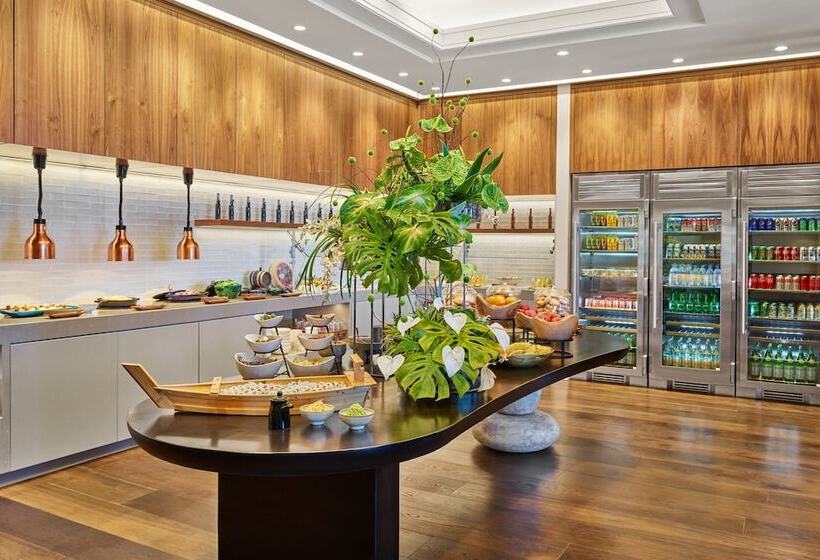 Номер Deluxe Вид на Море, The Ritz Carlton Maui, Kapalua