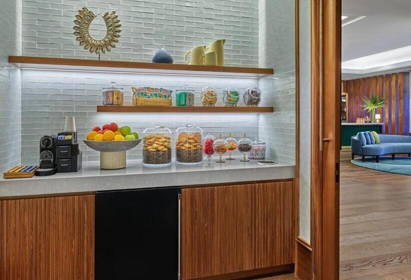 جناح بغرفتي نوم, The Ritz Carlton Maui, Kapalua